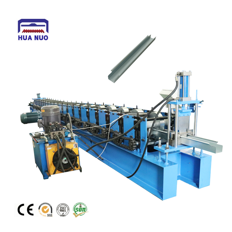 83-84  Gutter Roll Forming Machine1